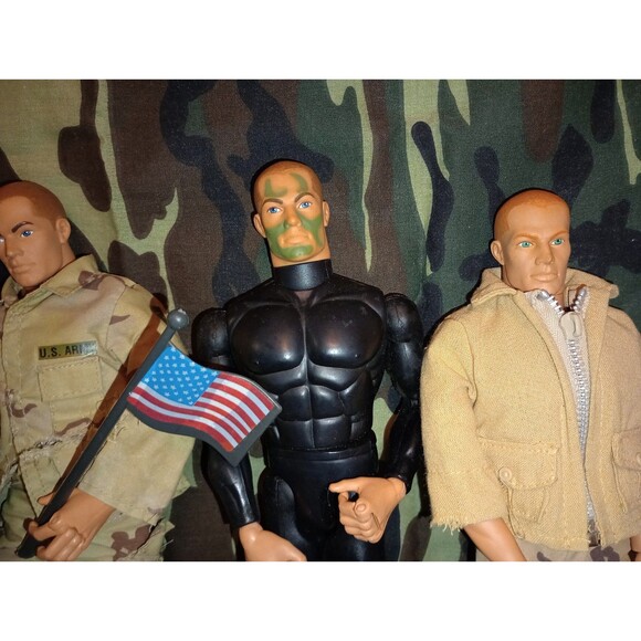 Hasbro Cool Mixed G.I. Joe Lot 12" - Scuba Camo Weapons 90s 2000 Vintage Gift - Picture 12 of 16
